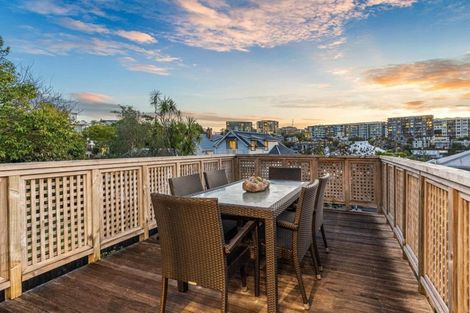 Photo of property in 102 Bassett Road, Remuera, Auckland, 1050