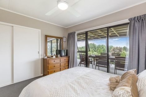 Photo of property in 306 Oneriri Road, Kaiwaka, 0573