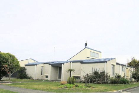 Photo of property in 17 Upham Crescent, Taradale, Napier, 4112