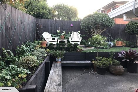 Photo of property in 2/15 Greenhill Crescent, Pakuranga, Auckland, 2010