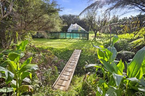 Photo of property in 11 Herbert Drive, Whangamata, 3620