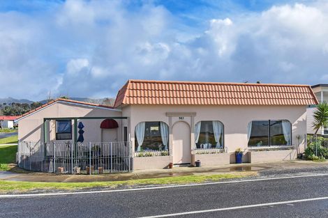 Photo of property in 903 East Coast Road, Kaiaua, Pokeno, 2473