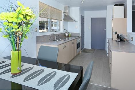 Photo of property in 10 Longreach Drive, Sunnyvale, Auckland, 0612