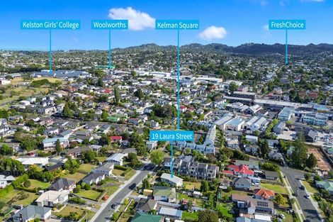 Photo of property in 19 Laura Street, Kelston, Auckland, 0602