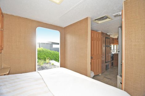 Photo of property in 22 Barrier View Road, Leigh, 0985