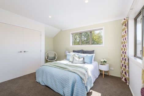 Photo of property in 2 Yeats Grove, Trentham, Upper Hutt, 5018