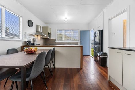 Photo of property in 12 Kelburn Place, Tinwald, Ashburton, 7700