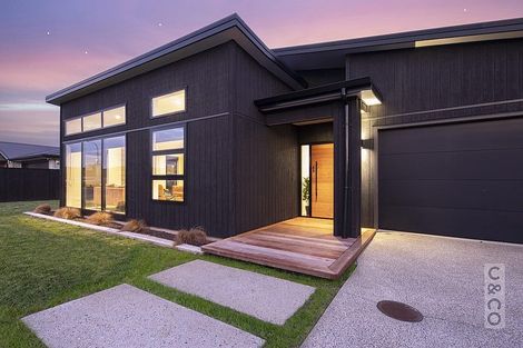 Photo of property in 19 Orchard Terrace, Riverhead, 0820