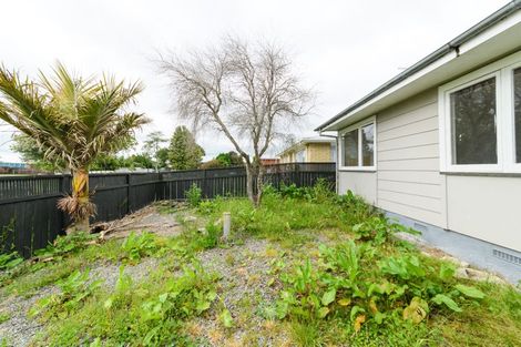 Photo of property in 52 Halswell Crescent, Westbrook, Palmerston North, 4412