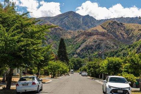 Photo of property in 35 Devon Street, Arrowtown, 9302