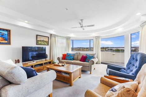 Photo of property in 24c The Esplanade, Westshore, Napier, 4110