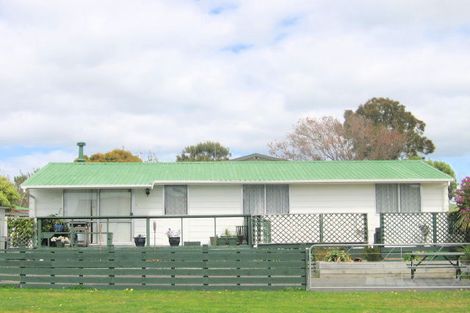 Photo of property in 200 Dickson Road, Papamoa Beach, Papamoa, 3118