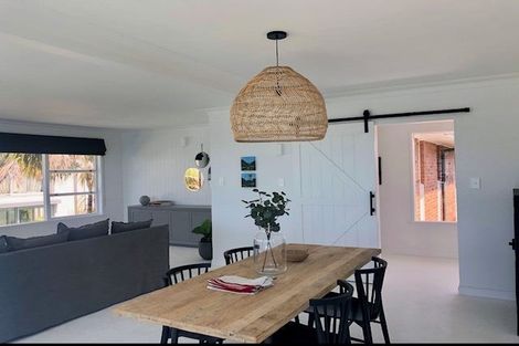 Photo of property in 4/64 Seacliffe Avenue, Belmont, Auckland, 0622