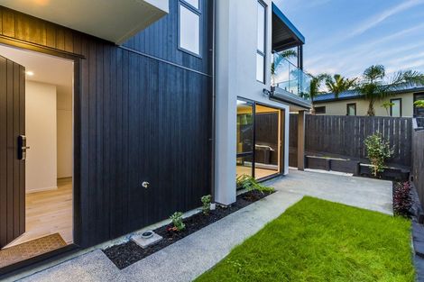Photo of property in 18b Marama Street, Castor Bay, Auckland, 0620