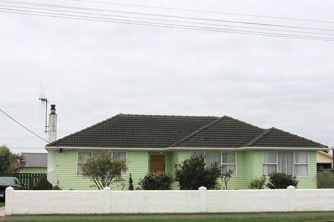 Photo of property in 28 Hannan Street, Levin, 5510