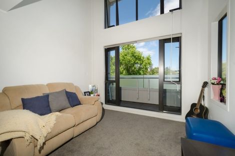 Photo of property in 18b/30 Westward Ho, Glen Eden, Auckland, 0602