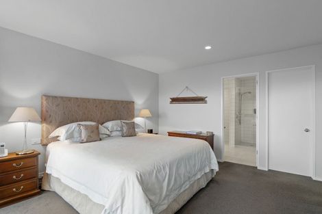 Photo of property in 3 Allom Lane, Cashmere, Christchurch, 8022