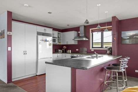 Photo of property in 56 Shields Street, Clyde, 9330