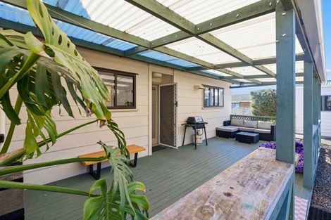 Photo of property in 46 Lee Street, Te Puke, 3119