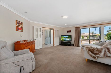 Photo of property in 63 Santa Monica Drive, Papamoa Beach, Papamoa, 3118