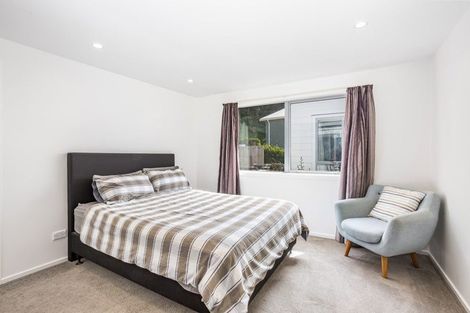 Photo of property in 185 Breaker Bay Road, Breaker Bay, Wellington, 6022