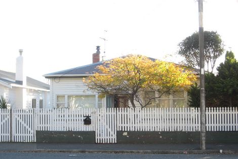 Photo of property in 40 Oroua Street, Eastbourne, Lower Hutt, 5013