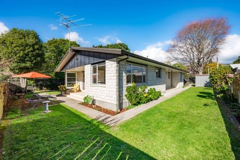 Photo of property in 15 Kohekohe Road, Waikanae, 5036