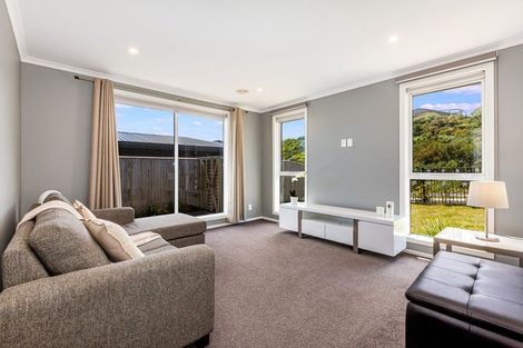 Photo of property in 9 Wairau Lane, Aotea, Porirua, 5024