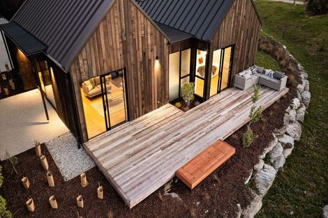 Photo of property in 9 Mckenzies Shute, Jacks Point, Queenstown, 9371