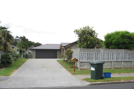 Photo of property in 18 Max Short Drive, Pukekohe, 2120