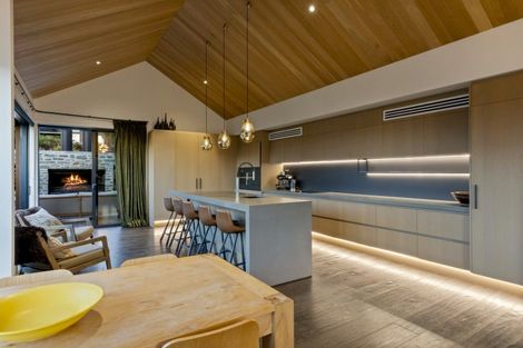 Photo of property in 31 Falconer Rise, Jacks Point, Queenstown, 9371