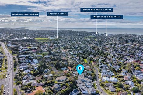 Photo of property in 72e Langana Avenue, Browns Bay, Auckland, 0630