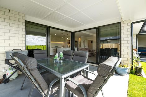 Photo of property in 64 Pinehurst Crescent, Morrinsville, 3300