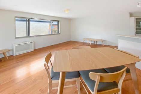 Photo of property in 4/85 Yaldhurst Road, Sockburn, Christchurch, 8042