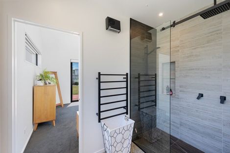 Photo of property in 121 West Meadows Drive, Wanaka, 9305