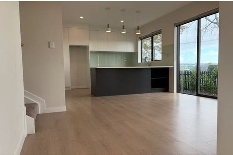 Photo of property in 1/21 Humphrey Kemp Avenue, Henderson, Auckland, 0612