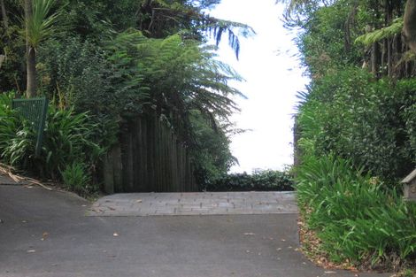 Photo of property in 326 Titirangi Road, Titirangi, Auckland, 0604