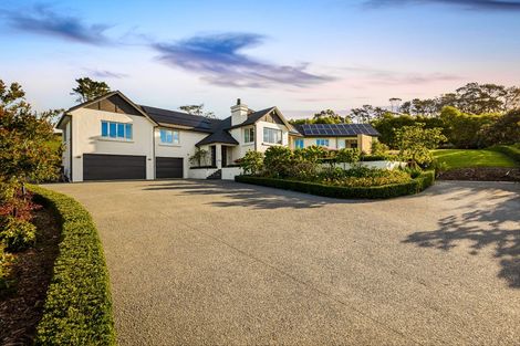 Photo of property in 13 Myra Evelyn Grove, Dairy Flat, Albany, 0792