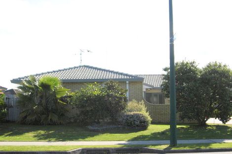 Photo of property in 137 Pacific View Road, Papamoa Beach, Papamoa, 3118