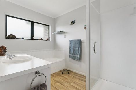 Photo of property in 40 Ocean Crest, Papamoa Beach, Papamoa, 3118