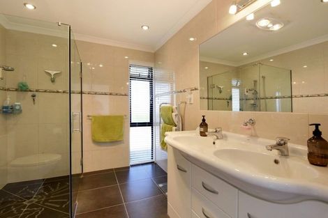 Photo of property in 18 Springlea Heights, Atawhai, Nelson, 7010