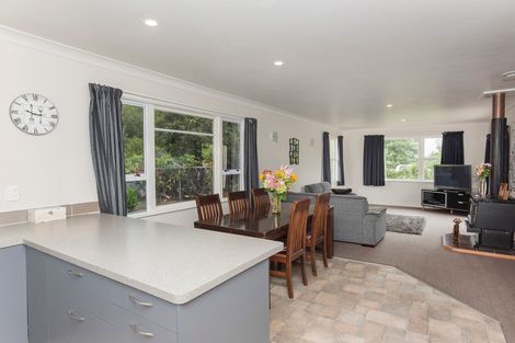 Photo of property in 35 Royd Road West, Makauri, Gisborne, 4071