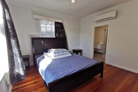 Photo of property in 157 Fendalton Road, Fendalton, Christchurch, 8041