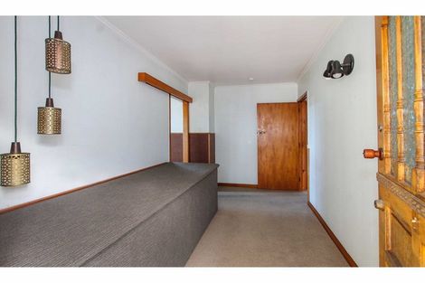 Photo of property in 1 Coronation Road, Hillcrest, Auckland, 0627