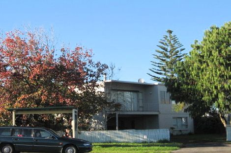 Photo of property in 373 Pakuranga Road, Pakuranga Heights, Auckland, 2010