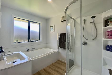 Photo of property in 21 Grimwood Street, Woodend, 7610