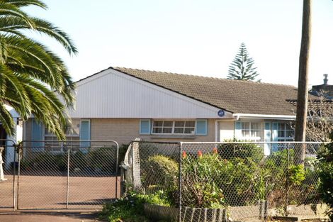 Photo of property in 11 William Street, Mangere East, Auckland, 2024