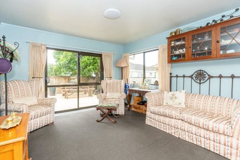 Photo of property in 122 Clarkin Road, Fairfield, Hamilton, 3214