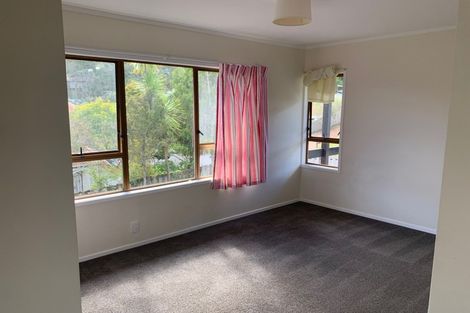Photo of property in 7 Pluto Place, Beach Haven, Auckland, 0626
