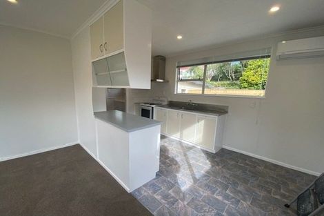 Photo of property in 3b Peckham Grove, Tawa, Wellington, 5028